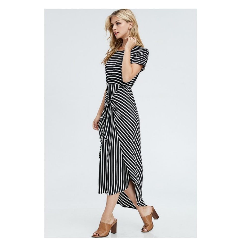 Jersey-knit Tie front Midi dress - Picture 3 of 5